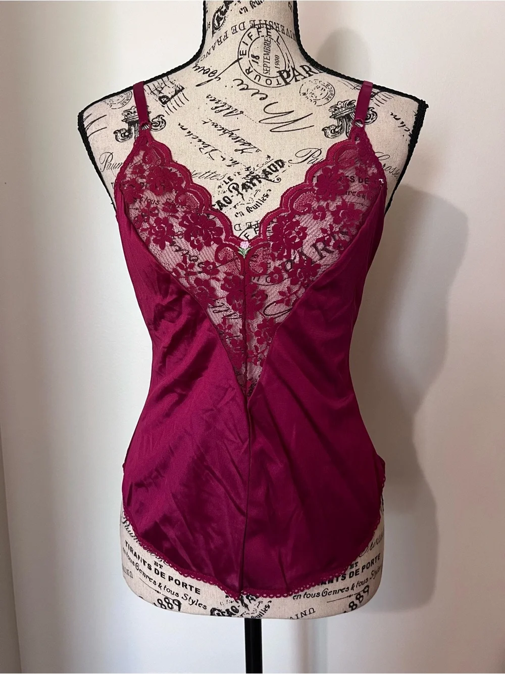 VTG Maidenform Chantilly Lace Camisole Top Small ILGWU USA